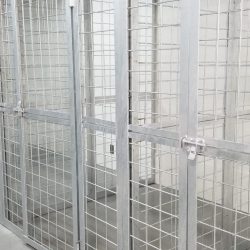 Yokota 4300 cages_190528_0051